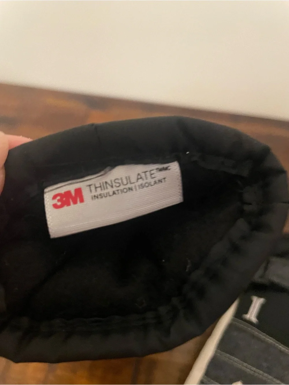3M Thinsulate kids Black and Gray Insulated Winter Gloves